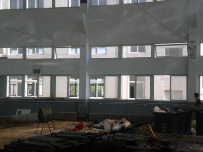 �������Dվ���F�����b�����M���b